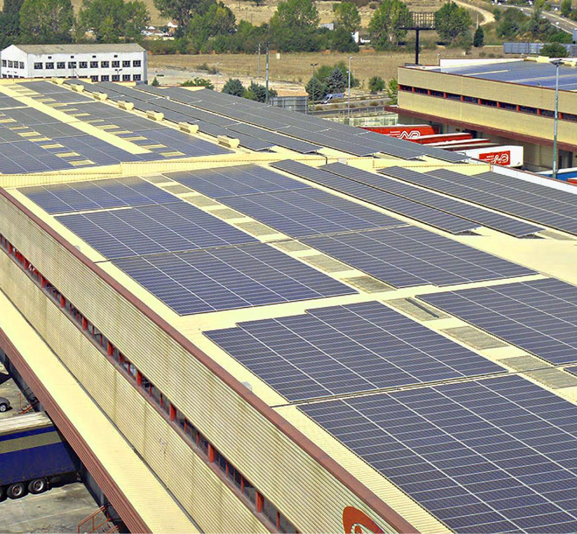 https://www.greenlux.com.mx/wp-content/uploads/2019/05/paneles-para-industria1.jpg